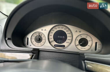 Седан Mercedes-Benz E-Class 2003 в 