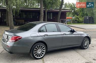 Седан Mercedes-Benz E-Class 2016 в 
