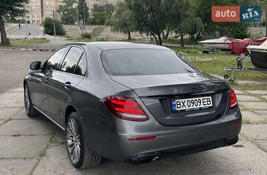 Седан Mercedes-Benz E-Class 2016 в 