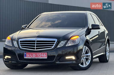 Седан Mercedes-Benz E-Class 2009 в Самборі