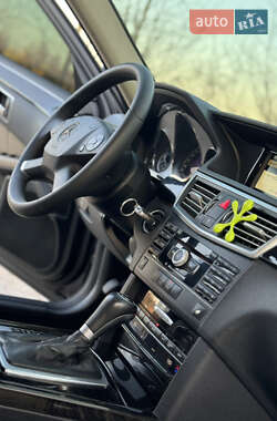 Седан Mercedes-Benz E-Class 2009 в 