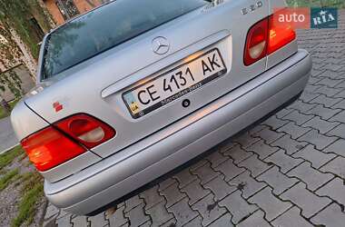 Седан Mercedes-Benz E-Class 2000 в 