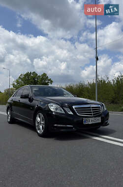 Седан Mercedes-Benz E-Class 2010 в 
