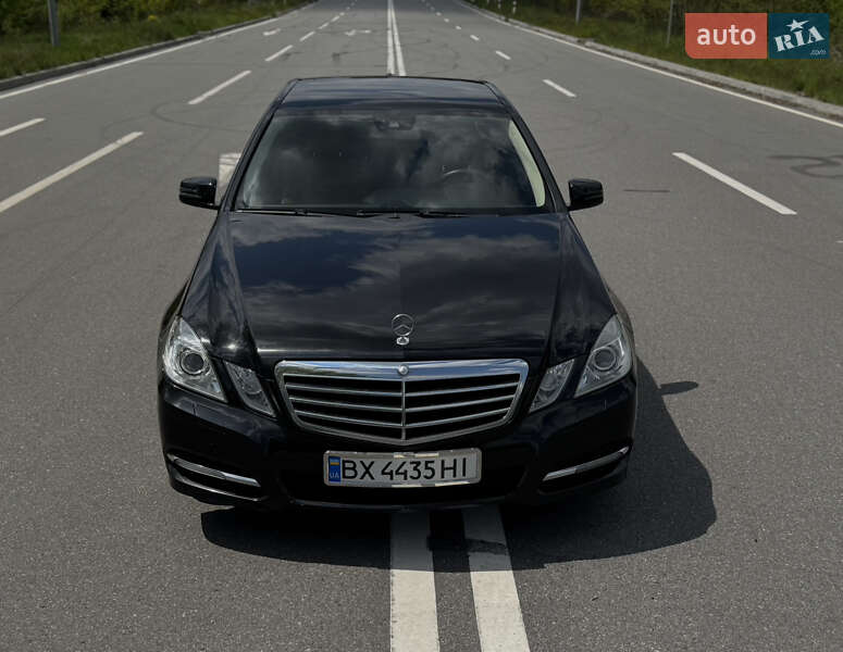 Седан Mercedes-Benz E-Class 2010 в Хмельницькому