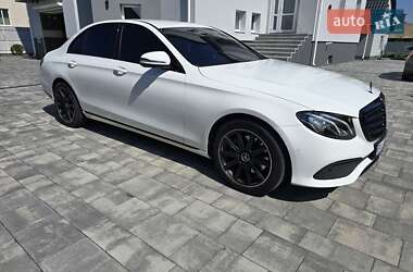 Седан Mercedes-Benz E-Class 2018 в 