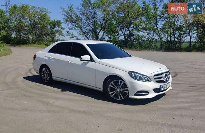 Седан Mercedes-Benz E-Class 2013 в Одесі