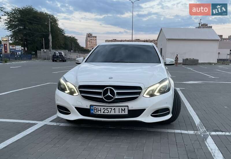 Седан Mercedes-Benz E-Class 2013 в Одесі