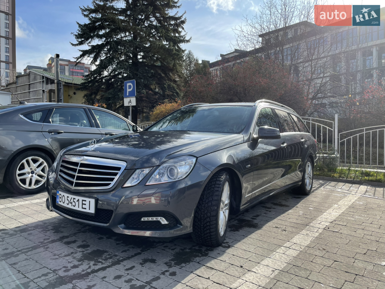 2010 Mercedes-Benz E-klasse - мініатюра 26