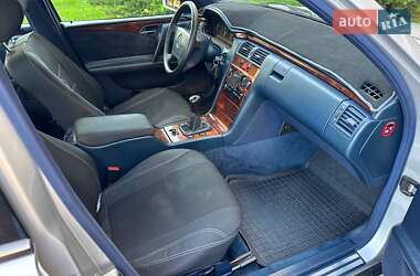 Седан Mercedes-Benz E-Class 1998 в 