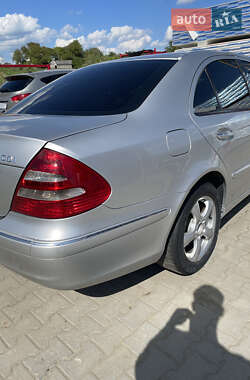 Седан Mercedes-Benz E-Class 2003 в 