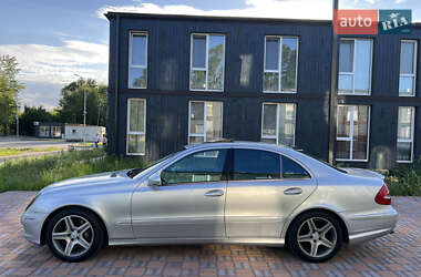 Седан Mercedes-Benz E-Class 2003 в 