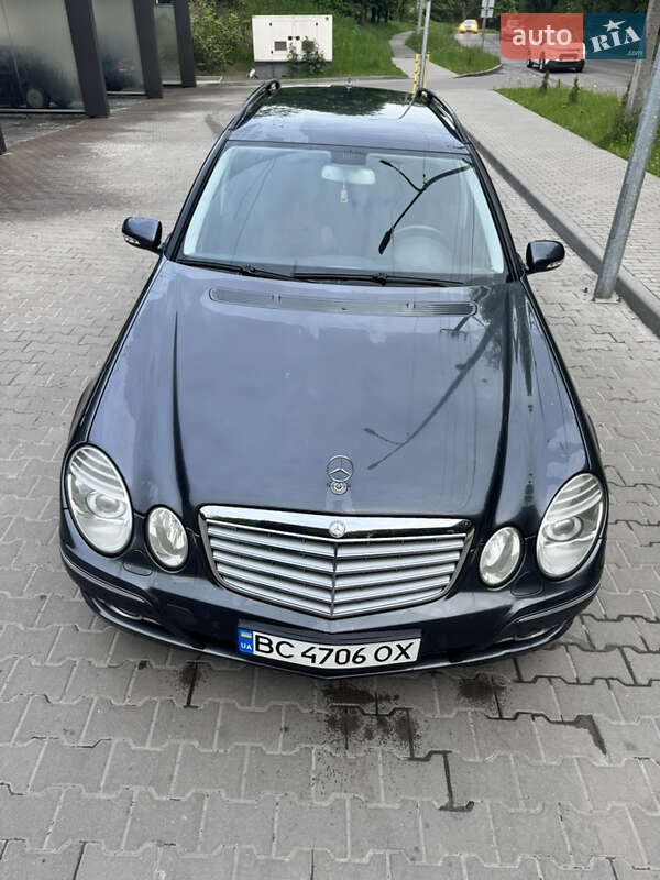 Универсал Mercedes-Benz E-Class 2008 в Львове