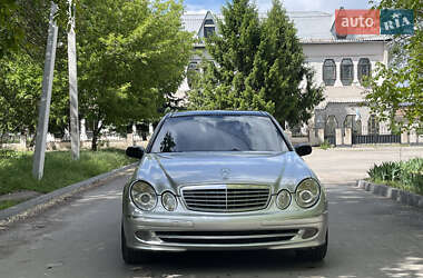 Седан Mercedes-Benz E-Class 2003 в 