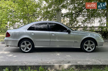 Седан Mercedes-Benz E-Class 2003 в 
