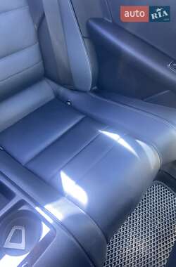 Купе Mercedes-Benz E-Class 2012 в 