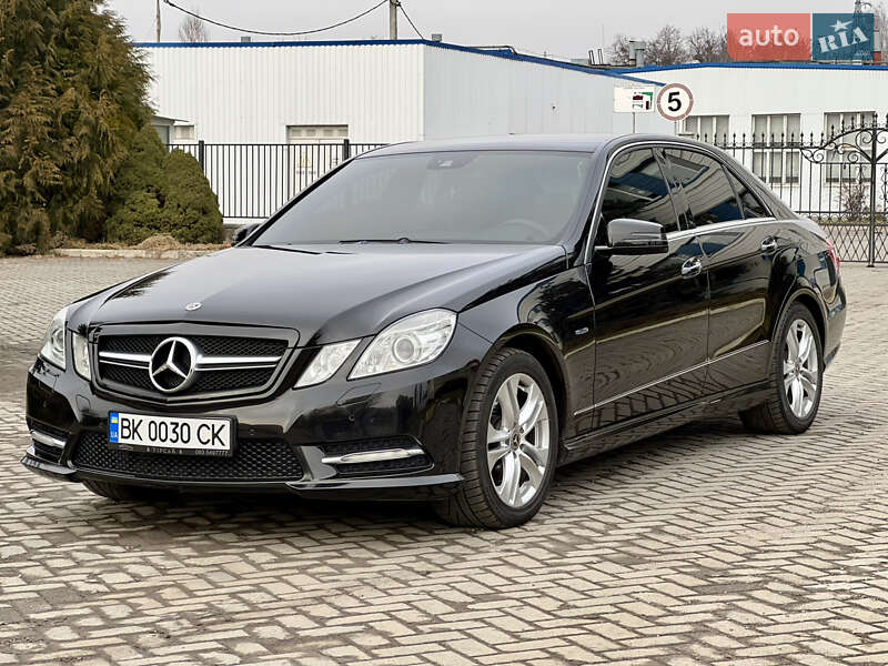 Mercedes-Benz E-Class 2012