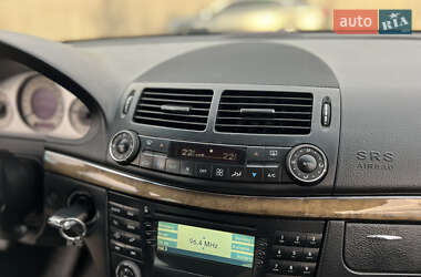 Седан Mercedes-Benz E-Class 2007 в 