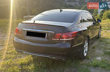 Купе Mercedes-Benz E-Class 2015 в 