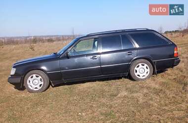 Універсал Mercedes-Benz E-Class 1991 в 