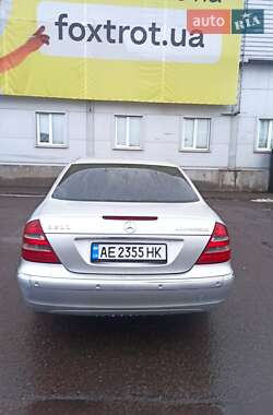 Седан Mercedes-Benz E-Class 2004 в 