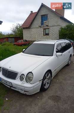 Универсал Mercedes-Benz E-Class 2001 в Ровно