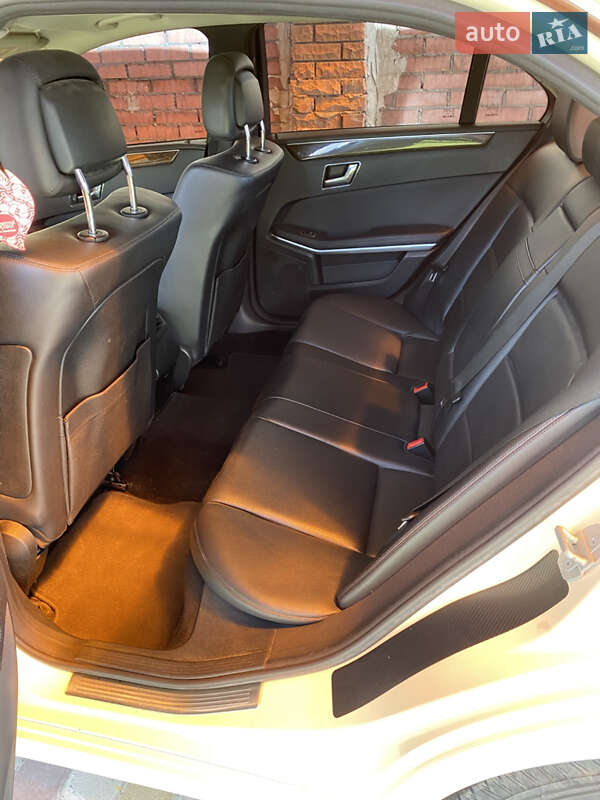 Седан Mercedes-Benz E-Class 2009 в Луцьку