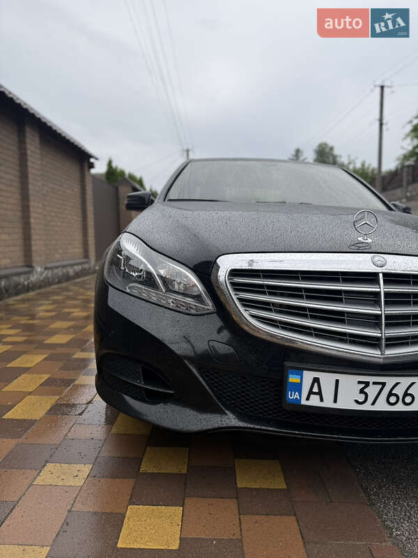 Седан Mercedes-Benz E-Class 2015 в Кагарлику
