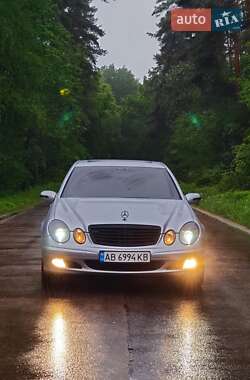 Седан Mercedes-Benz E-Class 2003 в 
