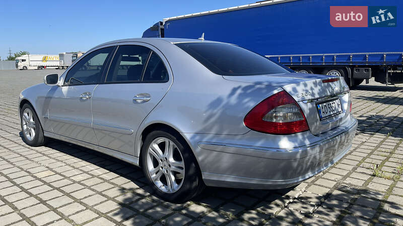 Седан Mercedes-Benz E-Class 2007 в Мукачево