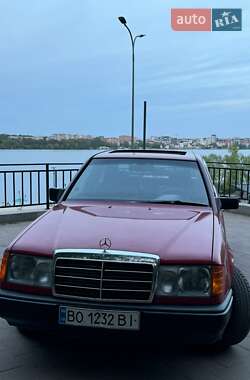 Седан Mercedes-Benz E-Class 1988 в Тернополе