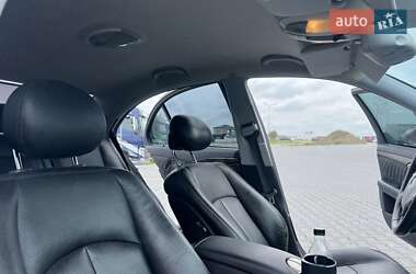 Седан Mercedes-Benz E-Class 2002 в 