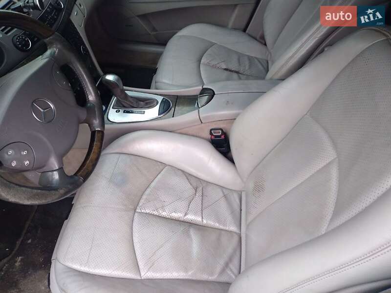 Седан Mercedes-Benz E-Class 2003 в Борисполі