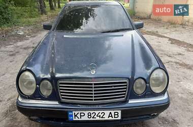 Седан Mercedes-Benz E-Class 1997 в Запорожье