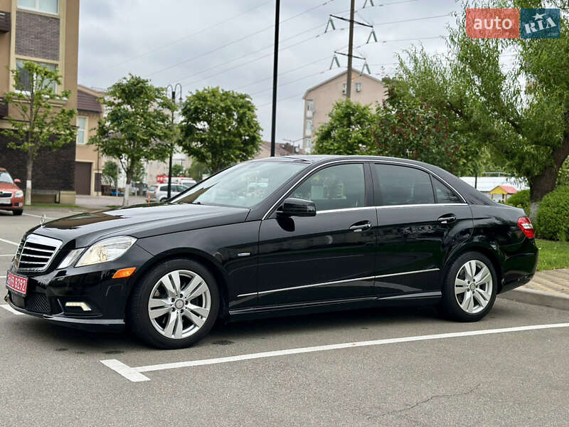Седан Mercedes-Benz E-Class 2011 в Києві