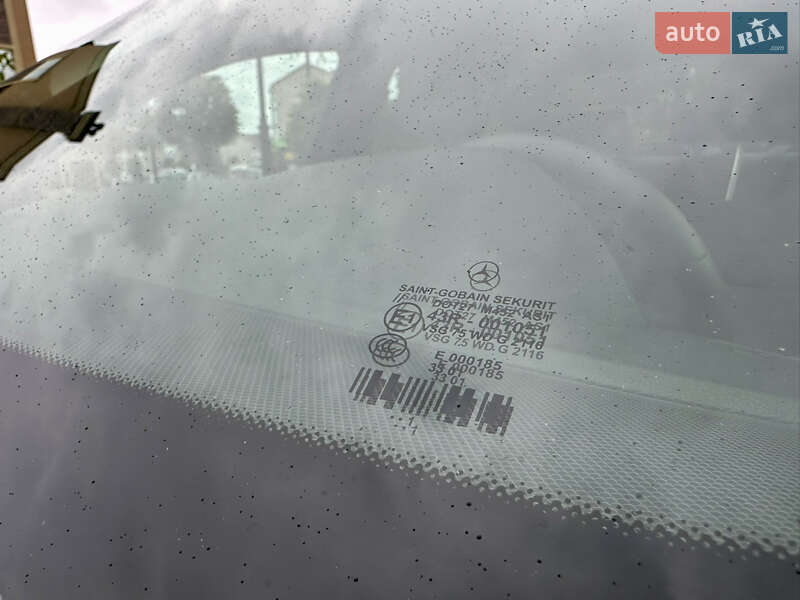 Седан Mercedes-Benz E-Class 2011 в Києві