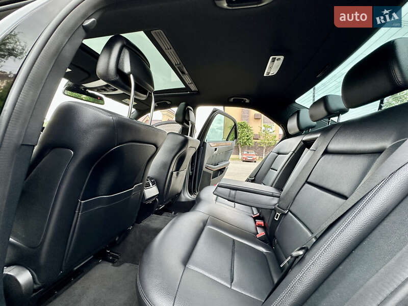 Седан Mercedes-Benz E-Class 2011 в Києві