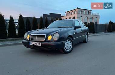 Седан Mercedes-Benz E-Class 1996 в Буске