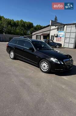 Универсал Mercedes-Benz E-Class 2011 в 