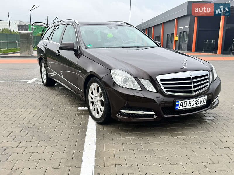 Mercedes-Benz E-Class 2011