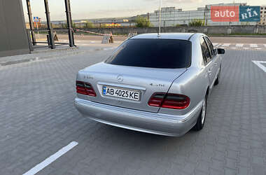 Седан Mercedes-Benz E-Class 2001 в 