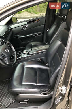 Седан Mercedes-Benz E-Class 2011 в 