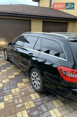 Універсал Mercedes-Benz E-Class 2010 в 