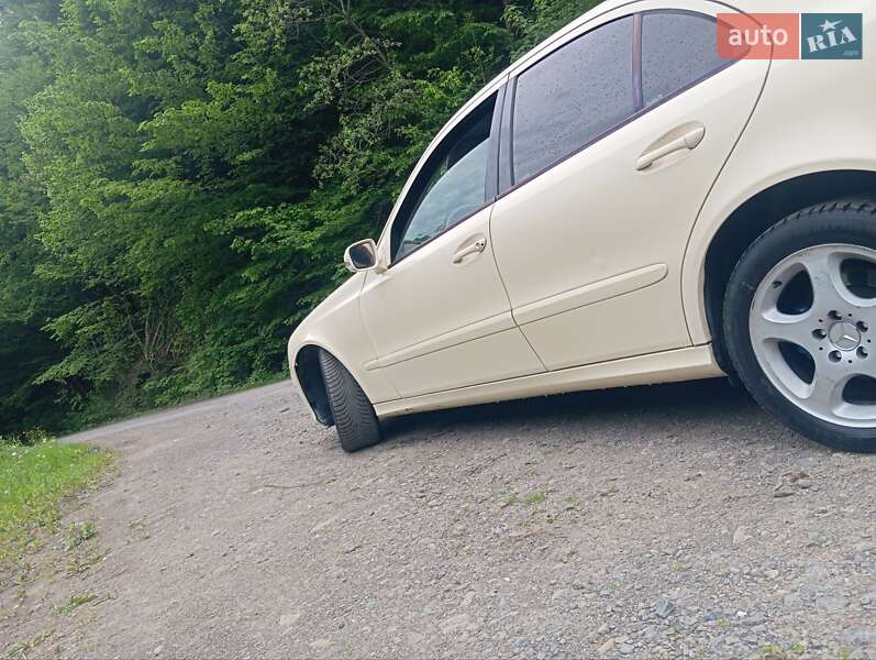 Универсал Mercedes-Benz E-Class 2008 в Ужгороде