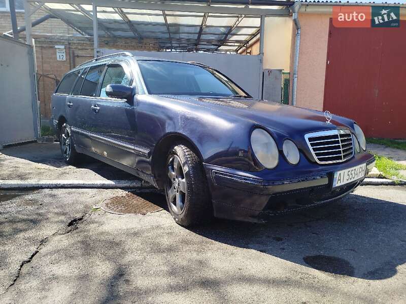 Универсал Mercedes-Benz E-Class 2000 в Киеве