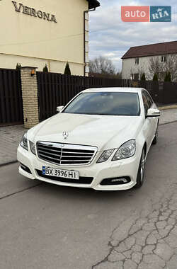 Седан Mercedes-Benz E-Class 2009 в Хмельницком