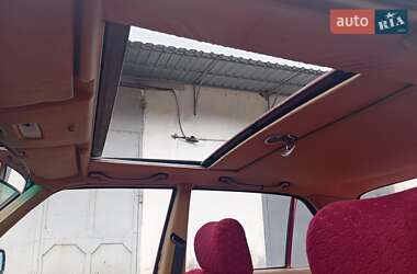 Седан Mercedes-Benz E-Class 1982 в 