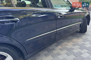 Седан Mercedes-Benz E-Class 2002 в 