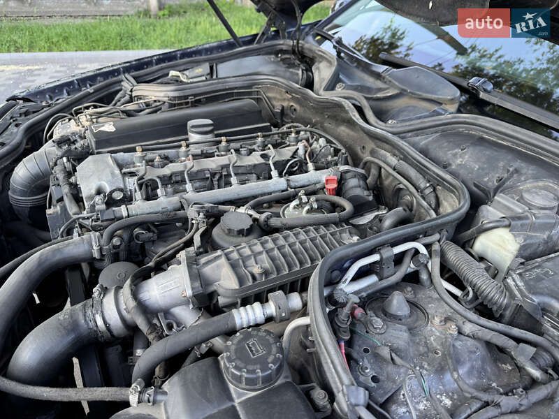 Седан Mercedes-Benz E-Class 2002 в Лубнах