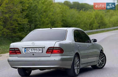 Седан Mercedes-Benz E-Class 2000 в 