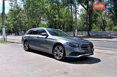 Универсал Mercedes-Benz E-Class 2020 в 